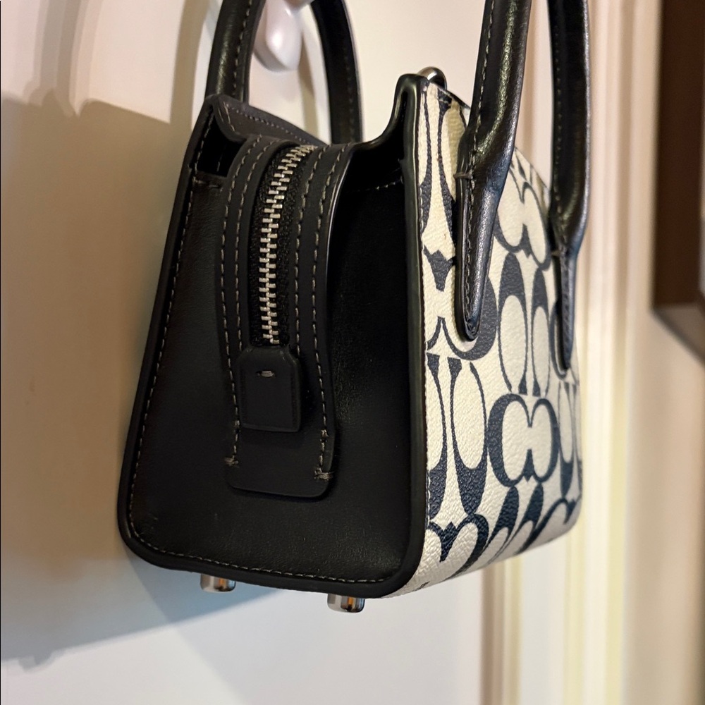 Coach 🌲 Andrea Mini Carryall in Monogram Black and Cream Leather - Picture 5 of 13